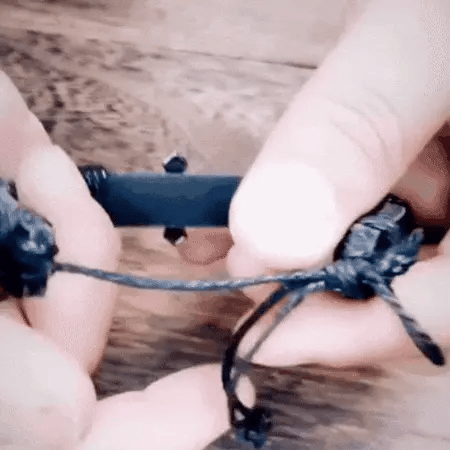 Pulsera Sagrada en Cuero. Manilla En Cuero Padre Nuestro Caja